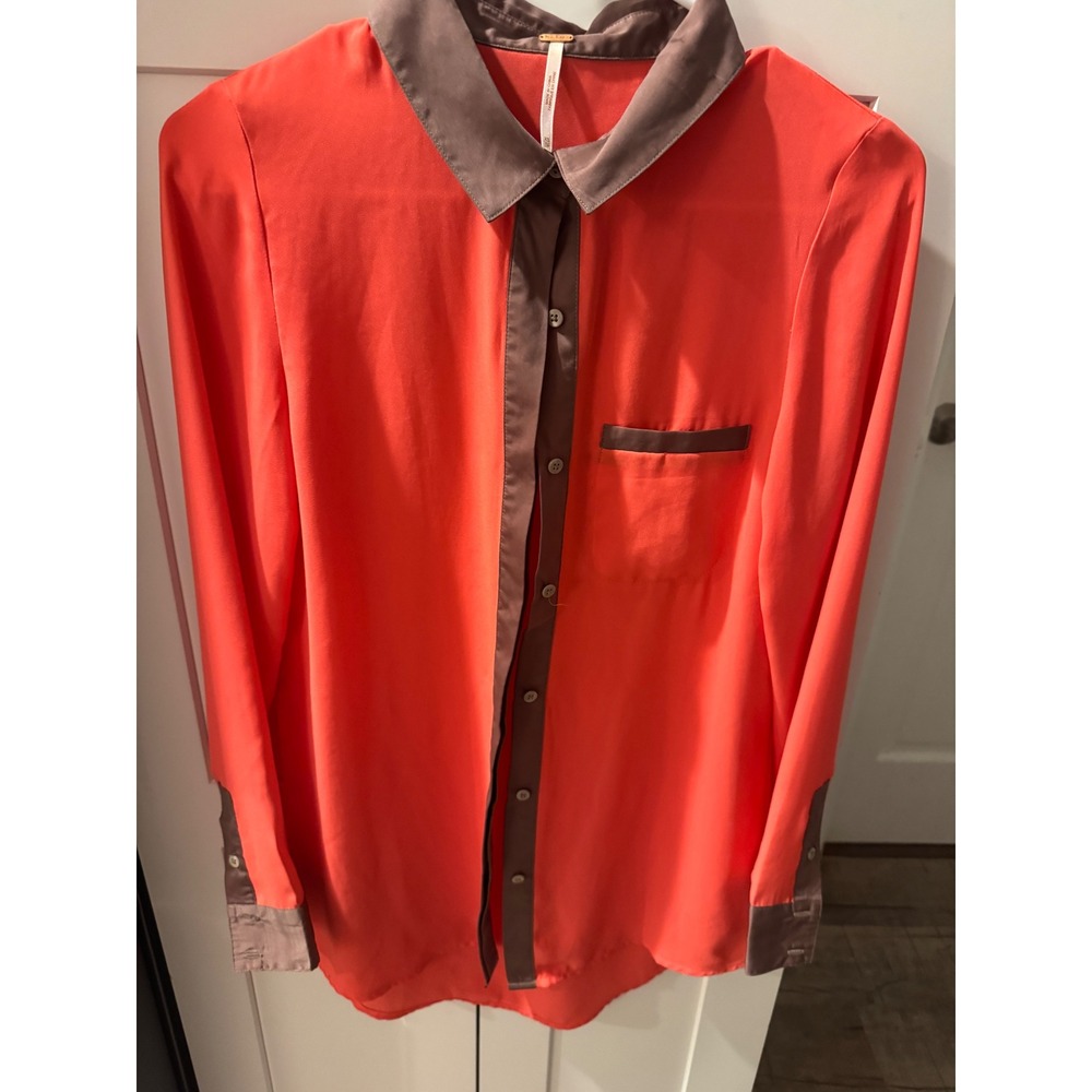 Free People Women Coral Orange Taupe Trim Button Down‎ Blouse XS Long Sleeve Top